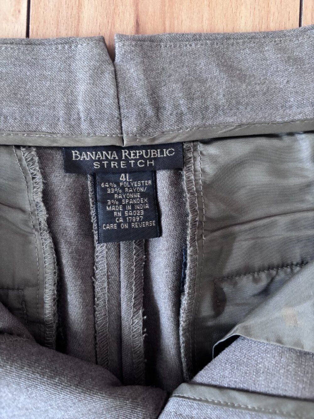Banana Republic Dress Pants - Picture 4 of 4